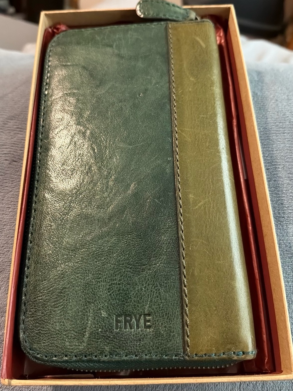 Frye Two-Tone Green and Olive Leather wallet/never used new in box